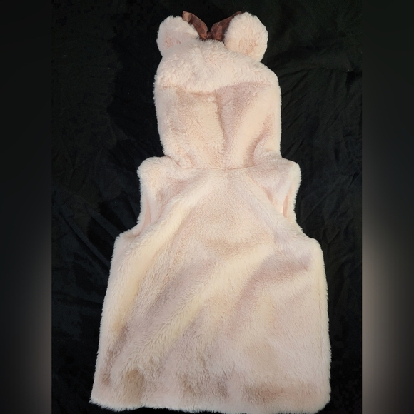 Disney Junior Minnie Faux Fur Zip Up Vest - Size 3T - Picture 3 of 6
